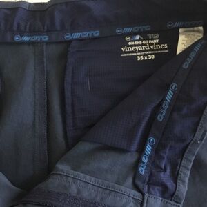 On the go Vineyard Vines navy men’s pant
35x30